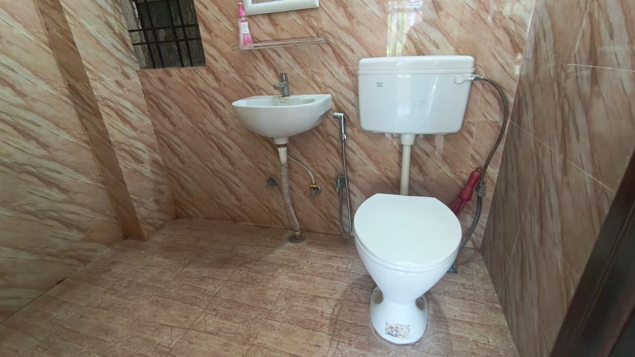 Semi Furnished 3bhk in Bamunimaidan, Guwahati, Assam, India for Rent